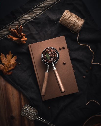 mae-mu-coffee-beans-scene.jpg